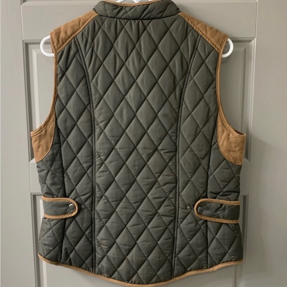 Olive Green Quilted Puffer Vest - Picture 2 of 3